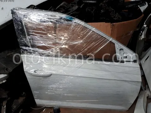 Volkswagen Polo Sağ Ön Kapı çıkma parça - Bulut Otomotiv Orjinal Çıkma ve Yedek Parça İzmir