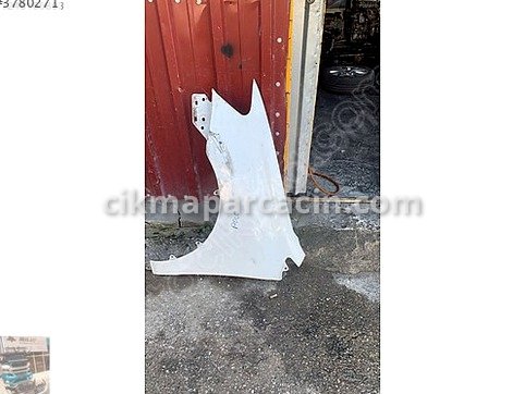Volkswagen Polo Sol Ön Çamurluk çıkma parça