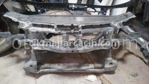 Volkswagen Passat Ön Panel çıkma parça