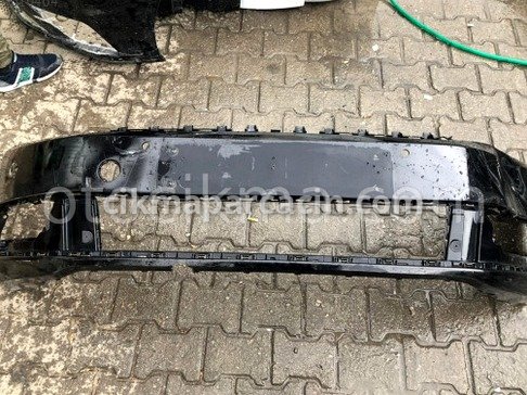 Volkswagen Passat Ön Tampon çıkma parça