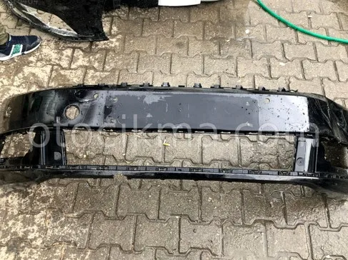 Volkswagen Passat Ön Tampon çıkma parça - Bulut Otomotiv Orjinal Çıkma ve Yedek Parça İzmir