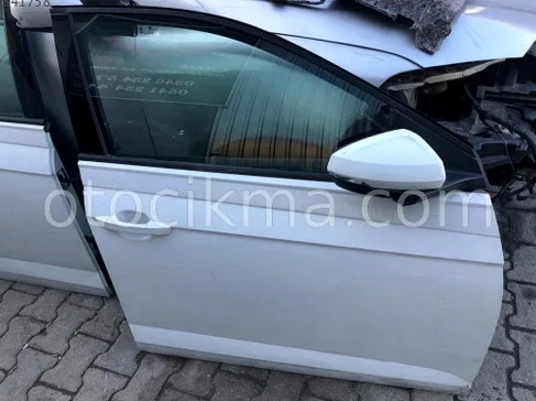 Volkswagen Polo Sağ Ön Kapı çıkma parça - Bulut Otomotiv Orjinal Çıkma ve Yedek Parça İzmir
