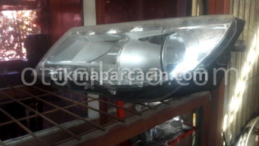 Volkswagen Tiguan Sol Ön Far çıkma parça