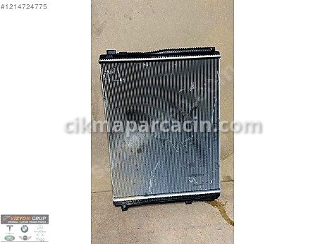 BMW 3 Serisi Radyatör çıkma parça