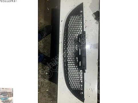 Seat Leon Tampon Izgarası çıkma parça - ANKA OTO YEDEK PARÇA İZMİR