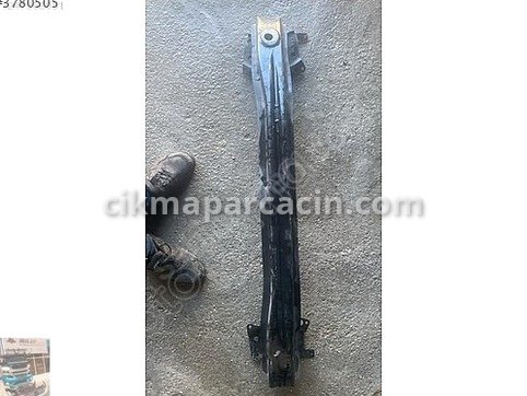 Volkswagen Caddy Tampon Demiri çıkma parça