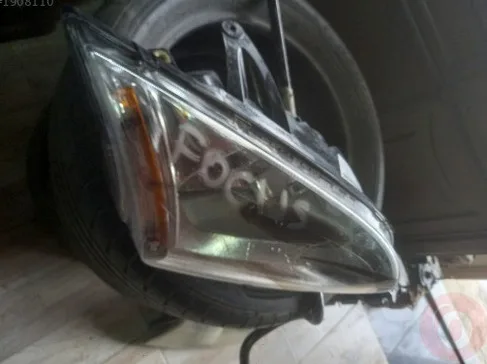 Ford Focus Sağ Ön Far çıkma parça - Karma Oto Çıkma Trabzon