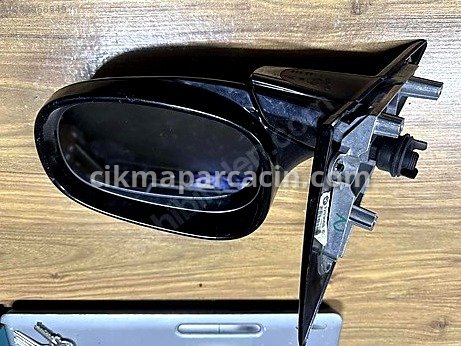 BMW 3 Serisi Sağ Dış Ayna çıkma parça