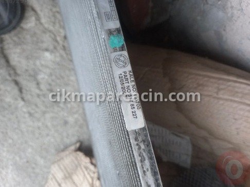 Fiat Linea Klima Radyatörü çıkma parça