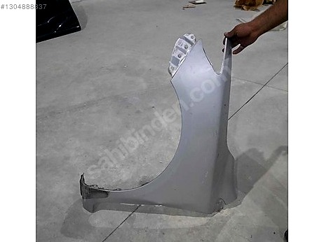 Toyota Corolla Çamurluk (Ön) çıkma parça