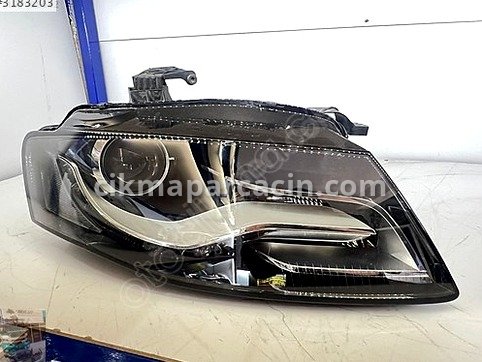 Audi A4 Sağ Ön Far çıkma parça
