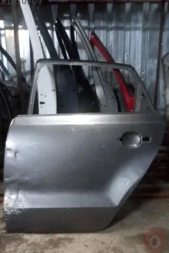 Volkswagen Polo Sol Arka Kapı çıkma parça - ANKA OTO YEDEK PARÇA İZMİR