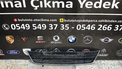 Volkswagen Tiguan Tampon Izgarası çıkma parça - ANKA OTO YEDEK PARÇA İZMİR