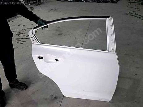 Honda Civic Kapı (Arka Sağ) çıkma parça