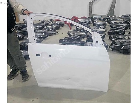Ford Focus Kapı (Ön Sağ) çıkma parça