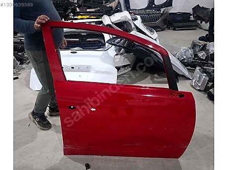 Opel Corsa Kapı (Ön Sağ) çıkma parça