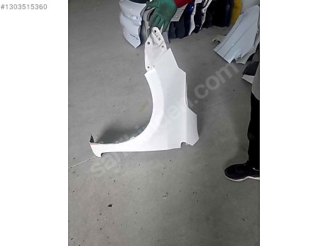 Toyota Corolla Çamurluk (Ön) çıkma parça