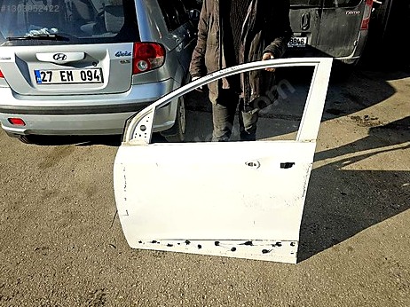 Hyundai i20 Kapı (Ön Sol) çıkma parça