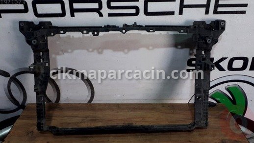 Volkswagen Polo Ön Panel çıkma parça