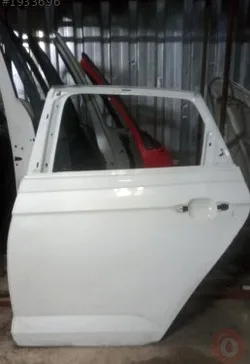 Volkswagen Polo Sol Arka Kapı çıkma parça - ANKA OTO YEDEK PARÇA İZMİR