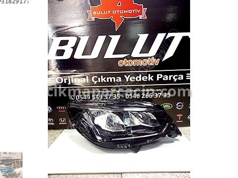 Peugeot 208 Sağ Ön Far çıkma parça