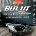 Toyota Corolla Sağ Ön Far çıkma parça - ANKA OTO YEDEK PARÇA İZMİR