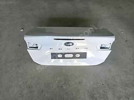Toyota Corolla Bagaj Kapağı çıkma parça
