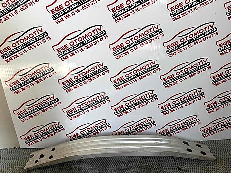 Toyota Corolla Ön Tampon çıkma parça