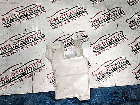 Opel Corsa Silecek Suyu Deposu çıkma parça