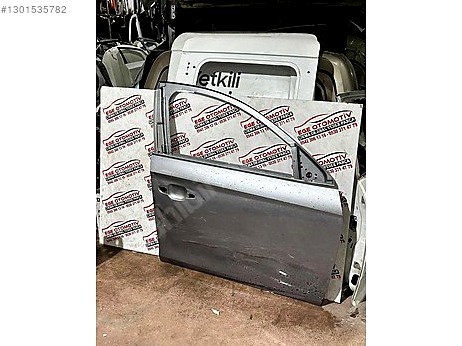 Opel Corsa Kapı (Ön Sağ) çıkma parça