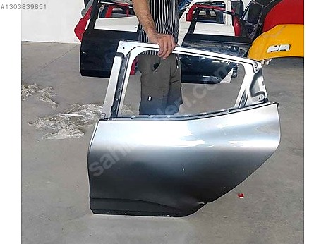 Renault Clio Kapı (Arka Sol) çıkma parça