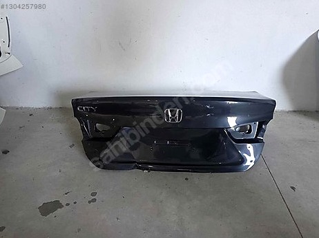 Honda City Bagaj Kapağı çıkma parça
