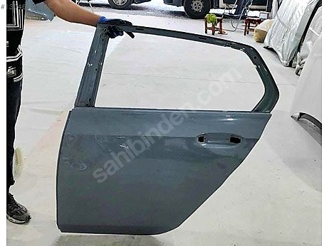 Volkswagen Golf Kapı (Arka Sol) çıkma parça