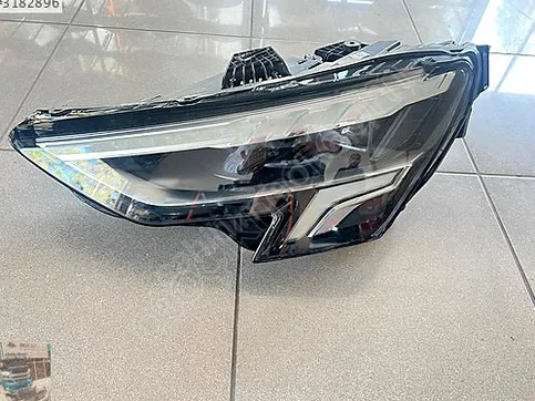 Audi A3 Sol Ön Far çıkma parça - ANKA OTO YEDEK PARÇA İZMİR