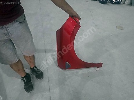 Renault Clio Çamurluk (Ön) çıkma parça