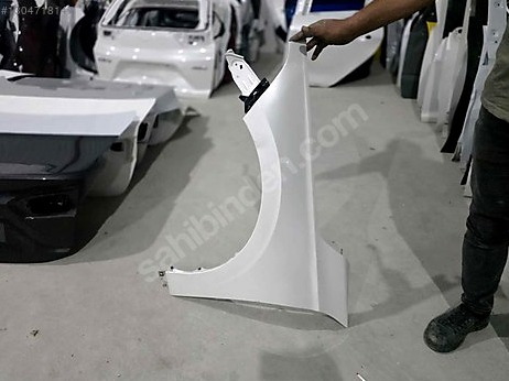 Honda Civic Çamurluk (Ön) çıkma parça