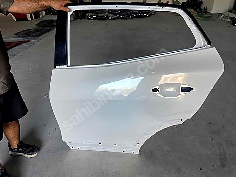 Kia Sportage Kapı (Arka Sol) çıkma parça