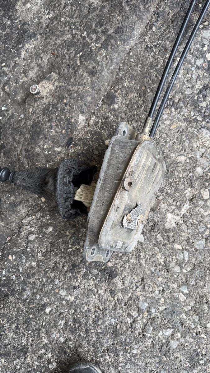 Fiat Albea Vites Kutusu çıkma parça