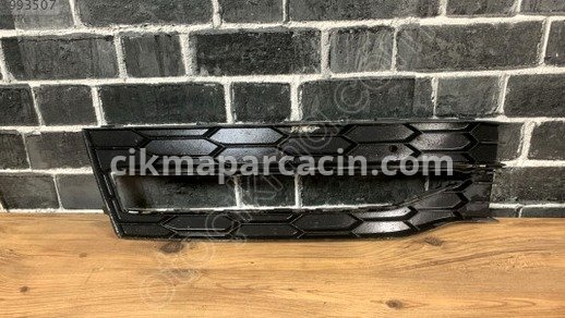 Skoda Superb Sis Farı Çerçevesi çıkma parça