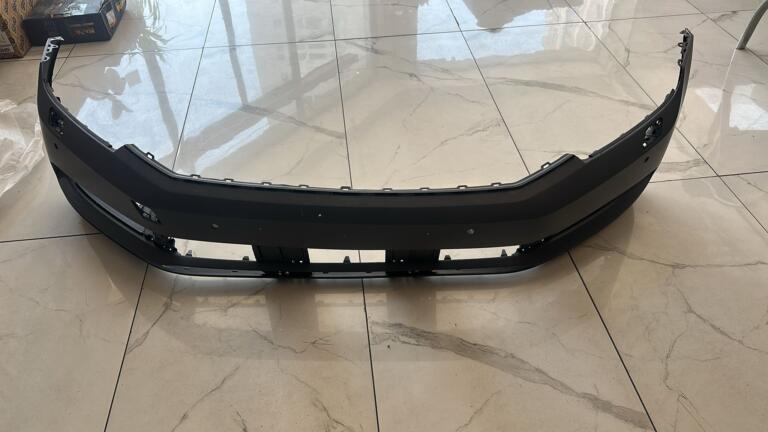 Volkswagen Passat Ön Tampon çıkma parça