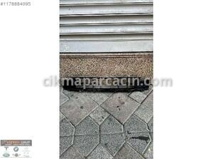 51117462937 / 7462937 BMW 1 SERİSİ F40 ÖN TAMPON IZGARASI
