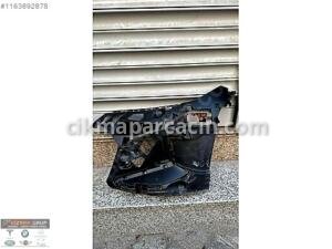 51118085473 / 8085473 BMW 3 G20 SERİSİ ÖN TAMPON SOL BRAKETİ