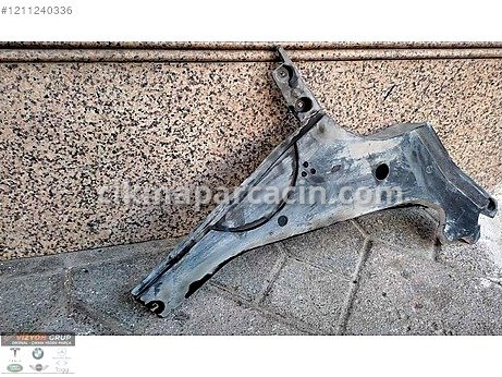 BMW 5 Serisi Bakalit çıkma parça