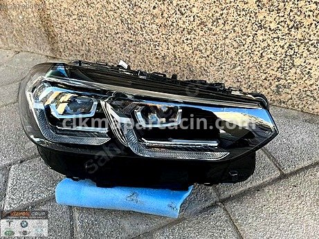 BMW X3 Sağ Ön Far çıkma parça