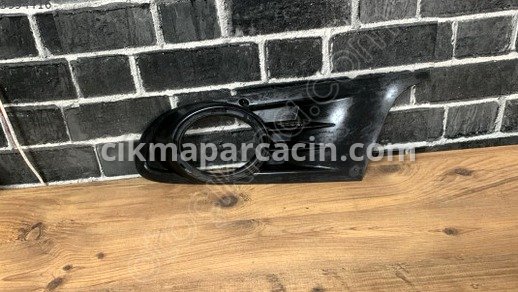 Volkswagen Golf Sis Farı Çerçevesi çıkma parça