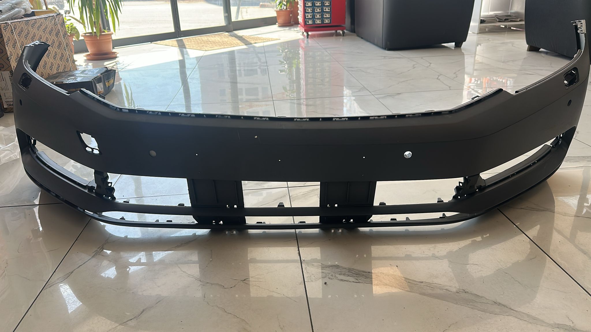 Volkswagen Passat Ön Tampon 3G0807217K çıkma parça