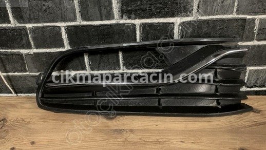 Volkswagen Polo Sis Farı Çerçevesi çıkma parça