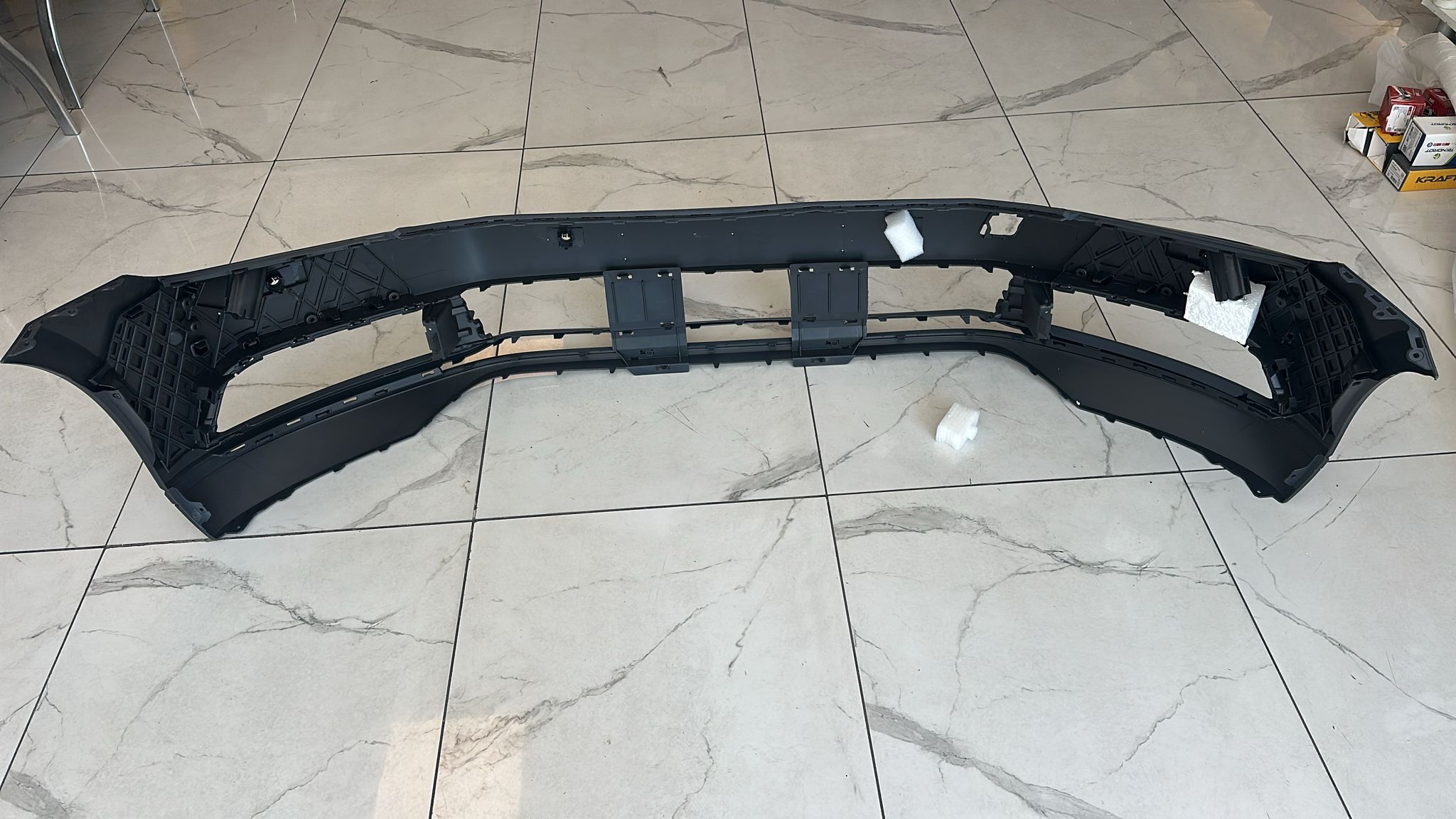 Volkswagen Passat Ön Tampon 3G0807217K çıkma parça