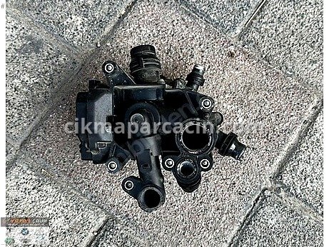 BMW 1 Serisi Termostat çıkma parça