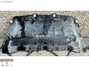 7363730 BMW 5 SERİSİ G30 MOTOR ALT MUHAFAZA